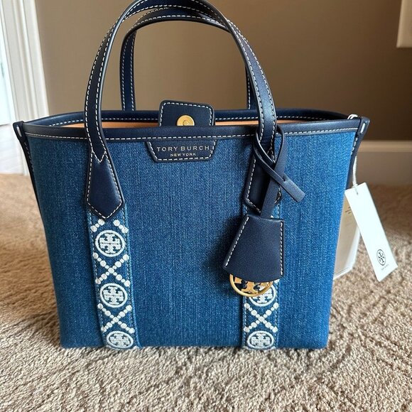 Tory Burch Handbags - Tory Burch purse